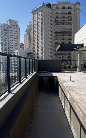 Apartamento à venda com 663m², 3 quartos e 6 vagas Apartamento à venda com 663m², 3 quartos e 6 vagasPiscina da cobertura