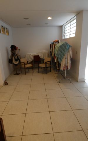 Casa à venda com 450m², 5 quartos e 2 vagasCasa 2 - Quarto 1