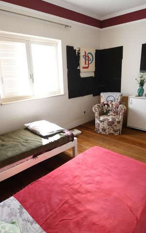 Casa à venda com 450m², 5 quartos e 2 vagasSuíte