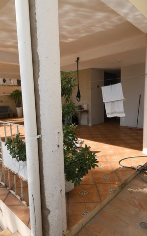 Casa à venda com 450m², 5 quartos e 2 vagasVaranda