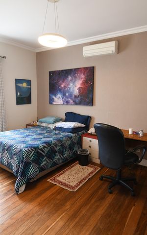 Casa à venda com 450m², 5 quartos e 2 vagasQuarto 1