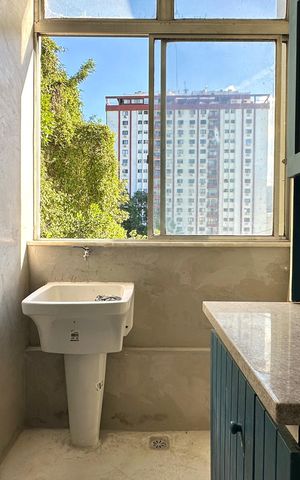 Apartamento à venda com 60m², 1 quarto e 1 vagaÁrea de Serviço