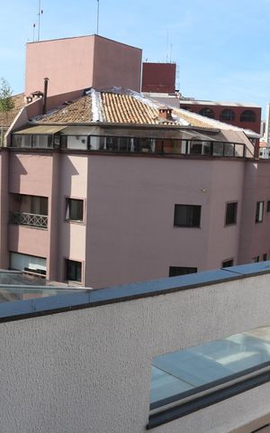 Casa à venda com 358m², 3 quartos e 4 vagasVaranda