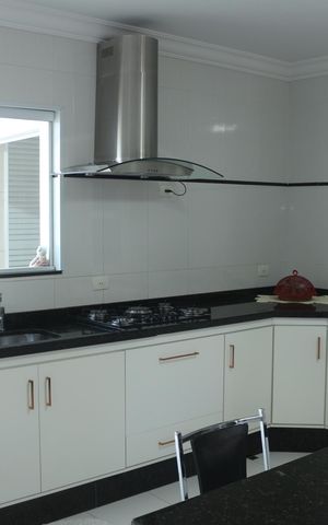 Casa à venda com 358m², 3 quartos e 4 vagasCozinha