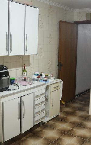 Casa à venda com 140m², 3 quartos e 2 vagasCozinha