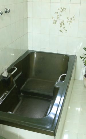 Casa à venda com 140m², 3 quartos e 2 vagasBanheiro da Suíte 1