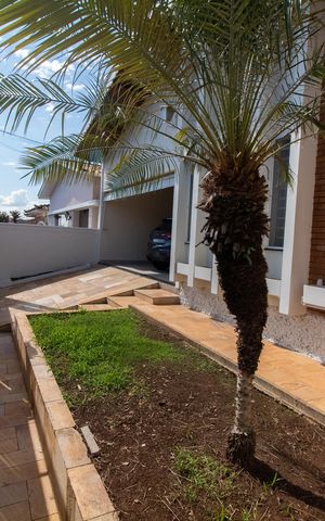 Casa à venda com 212m², 4 quartos e 2 vagasÁrea Externa