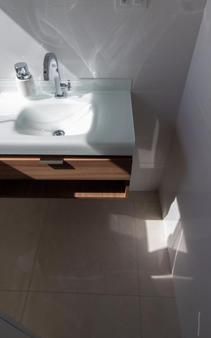 Casa à venda com 212m², 4 quartos e 2 vagasLavabo