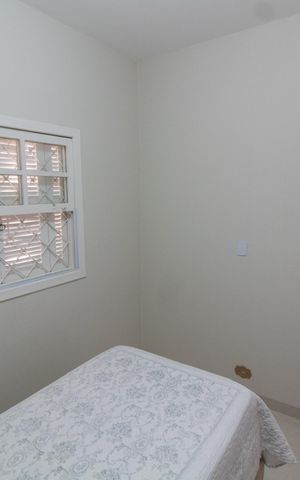 Casa à venda com 212m², 4 quartos e 2 vagasQuarto 2