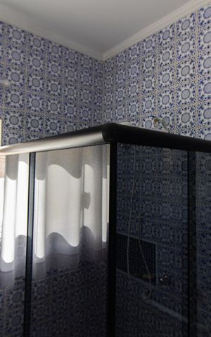 Casa à venda com 212m², 4 quartos e 2 vagasBanheiro Social