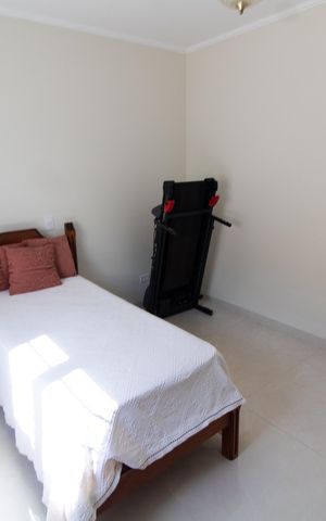 Casa à venda com 212m², 4 quartos e 2 vagasQuarto 1
