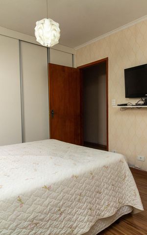 Casa para alugar com 250m², 4 quartos e 4 vagas Casa para alugar com 250m², 4 quartos e 4 vagasSuíte 2