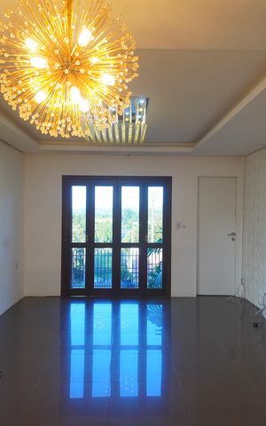 Casa à venda com 200m², 4 quartos e 4 vagasSala