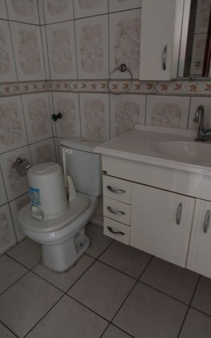 Apartamento à venda com 82m², 2 quartos e 2 vagasBanheiro da Suíte