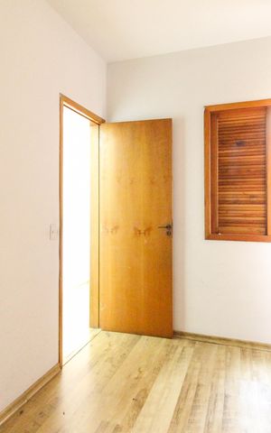 Casa à venda com 200m², 2 quartos e 3 vagas Casa à venda com 200m², 2 quartos e 3 vagasQuarto 1