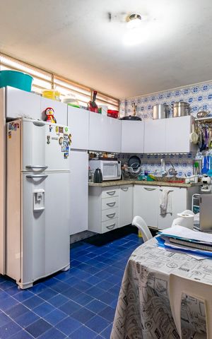 Casa à venda com 130m², 3 quartos e 4 vagas Casa à venda com 130m², 3 quartos e 4 vagasCozinha