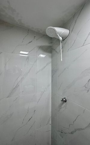 Apartamento para alugar com 42m², 2 quartos e sem vaga Apartamento para alugar com 42m², 2 quartos e sem vagaBanheiro