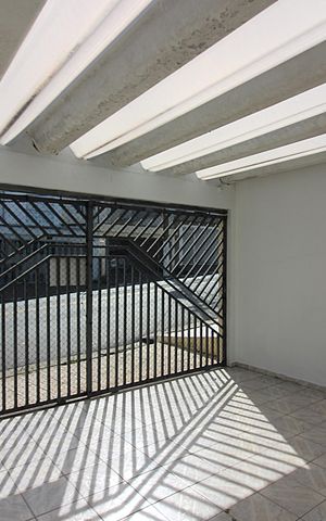 Casa para alugar com 133m², 2 quartos e 2 vagasGaragem
