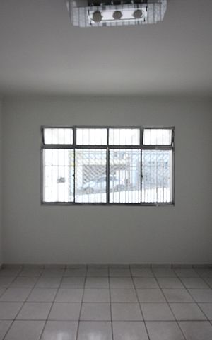 Casa para alugar com 133m², 2 quartos e 2 vagasSala