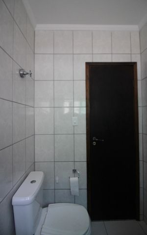 Casa para alugar com 133m², 2 quartos e 2 vagasBanheiro Social
