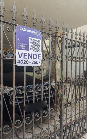 Casa à venda com 113m², 3 quartos e 2 vagas Casa à venda com 113m², 3 quartos e 2 vagasFachada