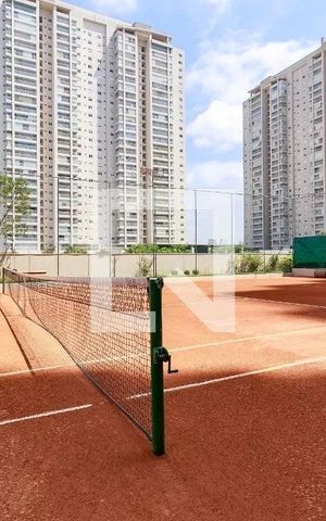Apartamento para alugar com 160m², 4 quartos e 2 vagas Apartamento para alugar com 160m², 4 quartos e 2 vagasÁrea comum - Quadra