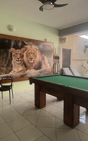 Casa à venda com 799m², 6 quartos e 3 vagas Casa à venda com 799m², 6 quartos e 3 vagasEspaço jogos