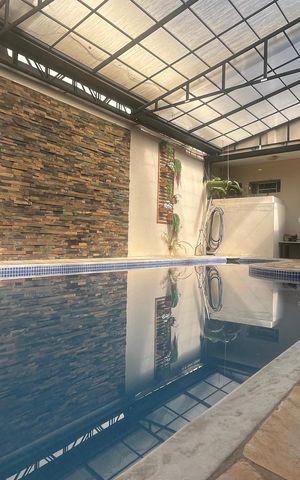 Casa à venda com 799m², 6 quartos e 3 vagas Casa à venda com 799m², 6 quartos e 3 vagasPiscina Coberta