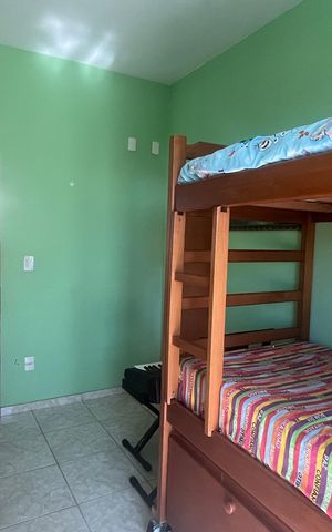 Casa à venda com 799m², 6 quartos e 3 vagas Casa à venda com 799m², 6 quartos e 3 vagasQuarto 4