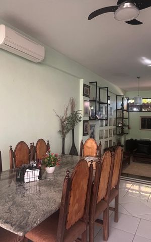 Casa à venda com 799m², 6 quartos e 3 vagas Casa à venda com 799m², 6 quartos e 3 vagasSala de Jantar