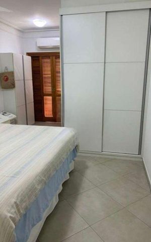 Casa à venda com 240m², 4 quartos e 4 vagas Casa à venda com 240m², 4 quartos e 4 vagasQuarto