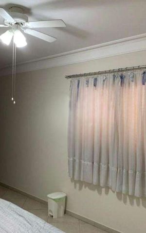 Casa à venda com 240m², 4 quartos e 4 vagas Casa à venda com 240m², 4 quartos e 4 vagasQuarto
