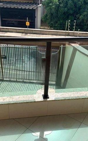 Casa à venda com 240m², 4 quartos e 4 vagas Casa à venda com 240m², 4 quartos e 4 vagasQuarto