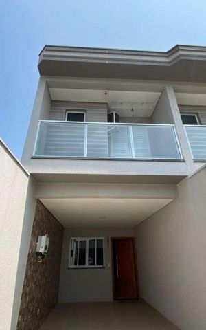 Casa à venda com 300m², 3 quartos e 2 vagasGaragem