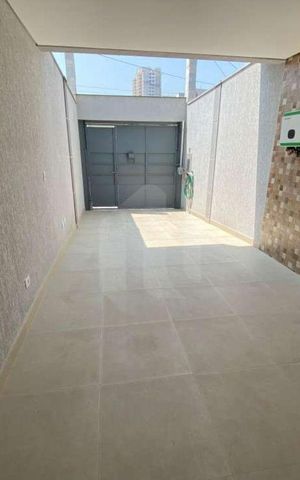 Casa à venda com 300m², 3 quartos e 2 vagasGaragem