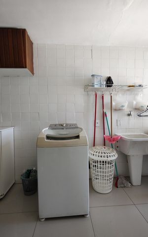 Apartamento à venda com 143m², 4 quartos e 1 vagaÁrea de Serviço