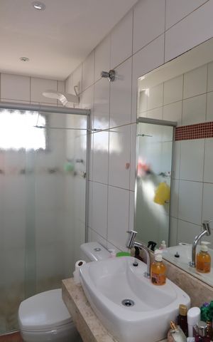 Casa à venda com 180m², 2 quartos e 2 vagasBanheiro da Suíte 2