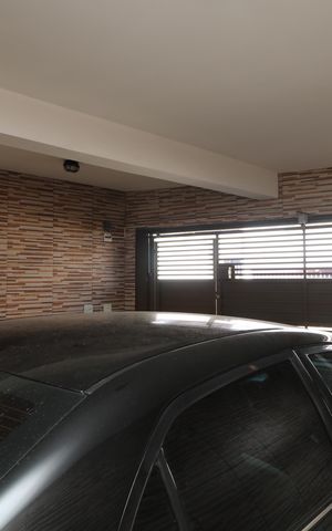 Casa à venda com 180m², 2 quartos e 2 vagasGaragem