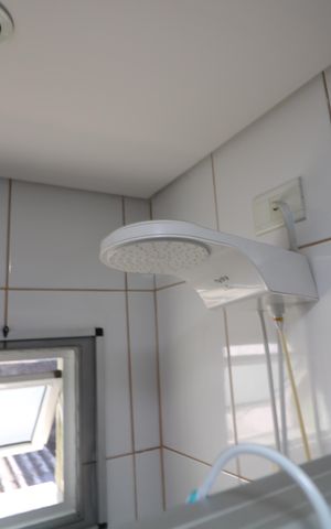 Casa à venda com 180m², 2 quartos e 2 vagasBanheiro da Suíte 2