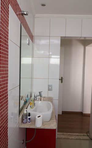 Casa à venda com 180m², 2 quartos e 2 vagasBanheiro da Suíte
