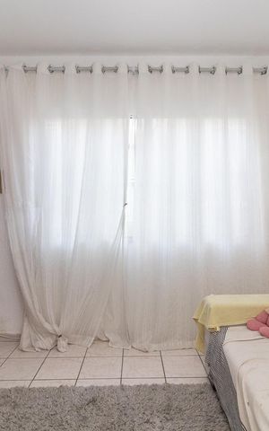 Casa de condomínio à venda com 74m², 2 quartos e 1 vagaSala
