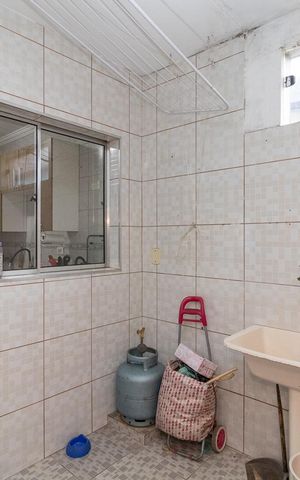 Casa de condomínio à venda com 74m², 2 quartos e 1 vagaÁrea de Serviço