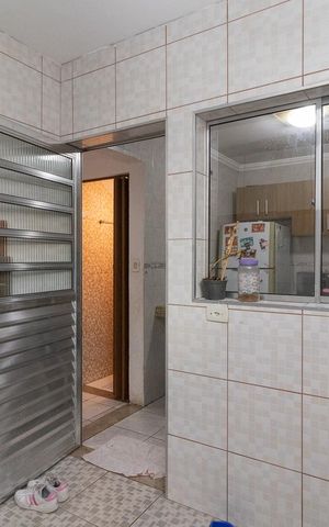 Casa de condomínio à venda com 74m², 2 quartos e 1 vagaÁrea de Serviço