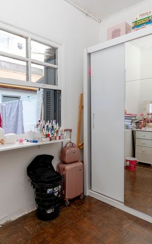 Casa à venda com 250m², 3 quartos e 3 vagas Casa à venda com 250m², 3 quartos e 3 vagasQuarto 3