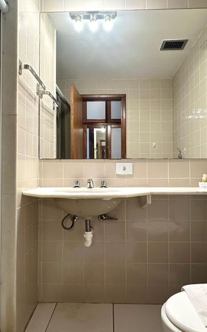 Studio à venda com 100m², 1 quarto e sem vaga Studio à venda com 100m², 1 quarto e sem vagaBanheiro
