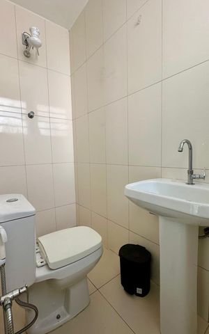 Casa à venda com 246m², 5 quartos e 3 vagas Casa à venda com 246m², 5 quartos e 3 vagasBanheiro / Quarto 5