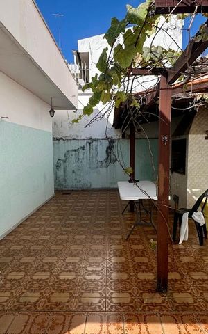 Casa à venda com 246m², 5 quartos e 3 vagas Casa à venda com 246m², 5 quartos e 3 vagasEspaço Gourmet