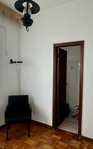 Casa à venda com 246m², 5 quartos e 3 vagas Casa à venda com 246m², 5 quartos e 3 vagasQuarto 4