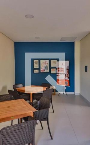 Apartamento à venda com 36m², 2 quartos e sem vagaÁrea comum