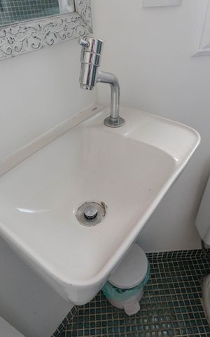 Studio à venda com 28m², 1 quarto e sem vaga Studio à venda com 28m², 1 quarto e sem vagaBanheiro
